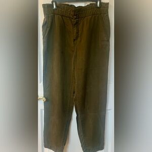 LOFT Lyocell Tapered Leg Womens S Army Green Snap CHINO PANTS